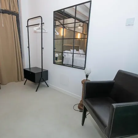 Elegant And Luxurious Temporal In Pdd5 Apartment Madrid