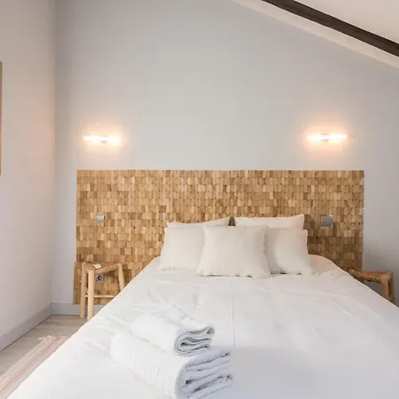 Bohemian 2bedroom Attic In Lavapies Appartamento