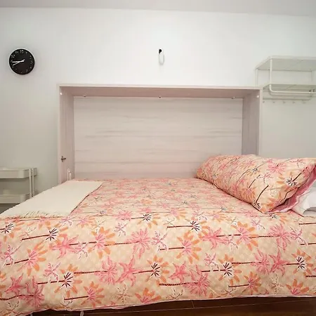 Lejlighed Estudio En Palacio La Latina *