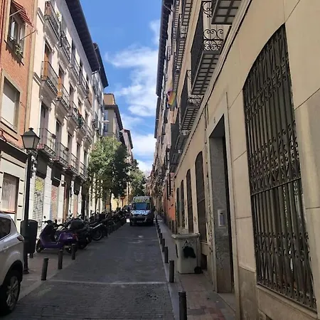 Tesoro Calle, Precioso Estudio Super Equipado Dos En Malasana