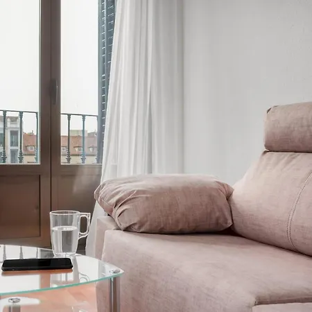 Apartment 2 Bedrooms 1 Bathroom Furnished - Center - Bright - Mintystay *