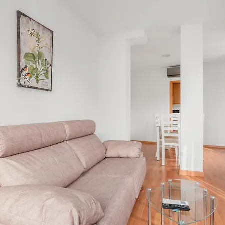 Apartment 2 Bedrooms 1 Bathroom Furnished - Center - Bright - Mintystay Madrid