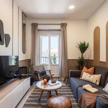 Kobenni- One Bedroom With Office In Justicia Madrid