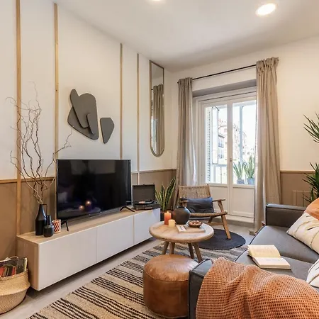 Apartment Kobenni- One Bedroom With Office In Justicia Madrid