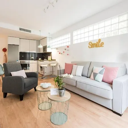 Chamberi Con Jardin A By Regalatemadrid Apartment *