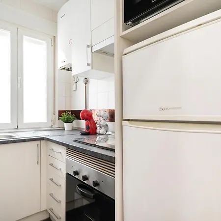 Apartamento Con Encanto En Lavapies Apartment *