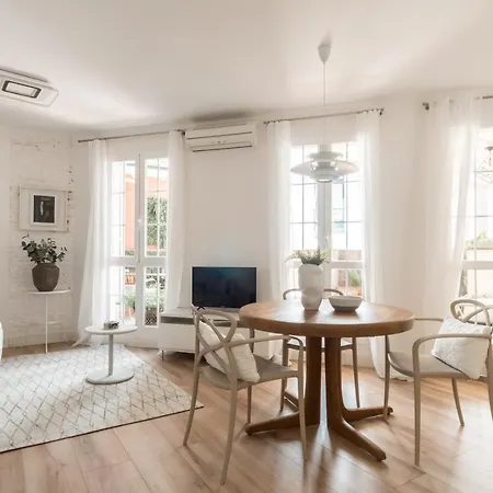 Bright Stylish - 1bedroom 1bathroom - Gran Via Apartment Madrid