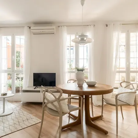 Bright Stylish - 1bedroom 1bathroom - Gran Via Apartment *