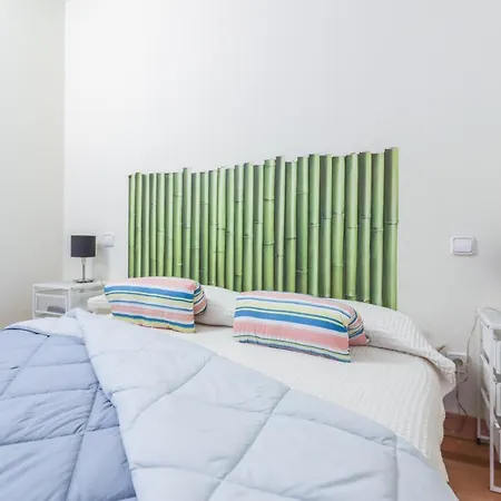 Apartment Bright Duplex For Families-vicalv *