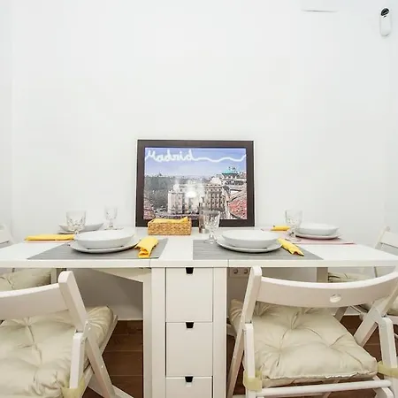 Estudio En Barrio La Latina Madrid