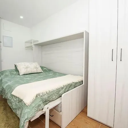 Estudio En Barrio La Latina Apartment