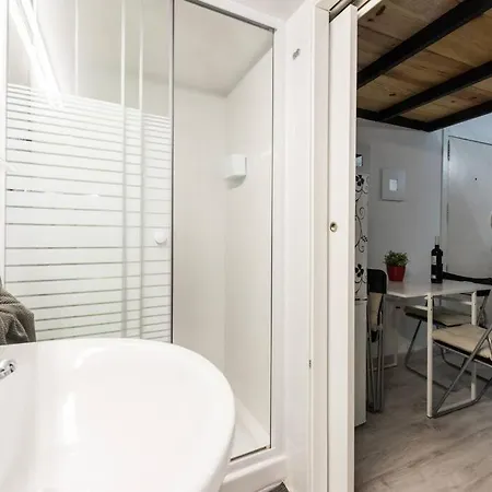Studio 4 Puerta Del Sol Apartment *