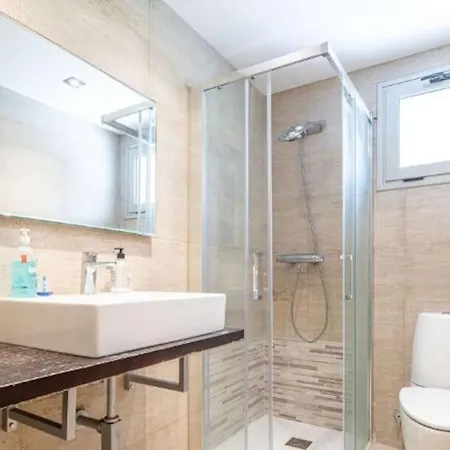 Impresionante De 4 3 Banos Y 2 Plazas De Garaje Apartment Madrid