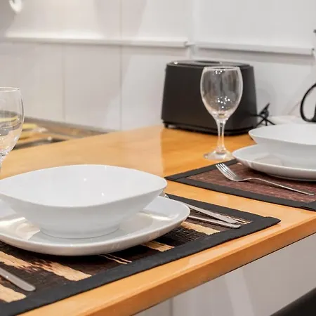 Cozy And Vintage - 1bed 1bath - Sol Apartment