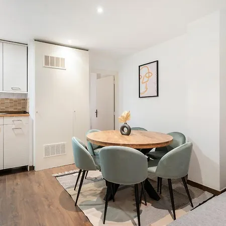 Apartamento En La Puerta Del Sol * Madrid