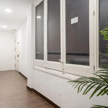 Apartamento En La Puerta Del Sol Apartment