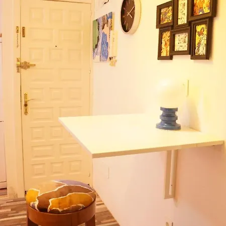 Cozy & Modern In Embajadores Area - Center Apartment