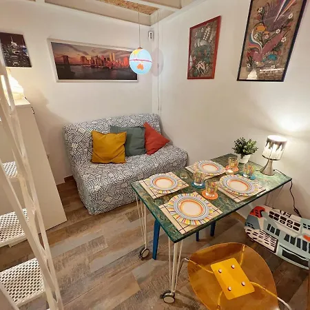 Apartment Cozy & Modern In Embajadores Area - Center
