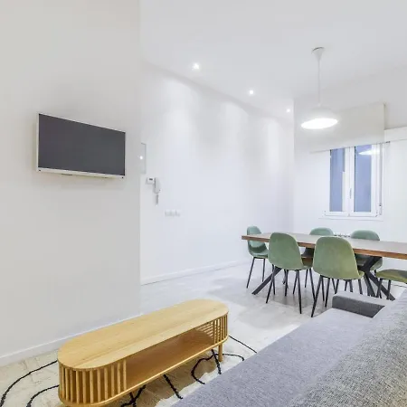 Apartamento Reformado En El Centro Apartment *