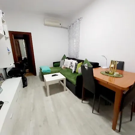 Casa De Ciss * Madrid