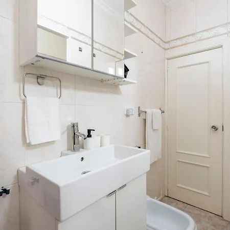 Apartamento Center Private 7 Minutes Or 4 Metro Stops