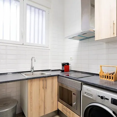 Flat At Street Level - Rio Tri-pedrero Apartment