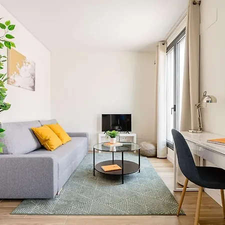 Apartment Cozy Penthouse With Swimming Pool And Parking-a-castell Madrid