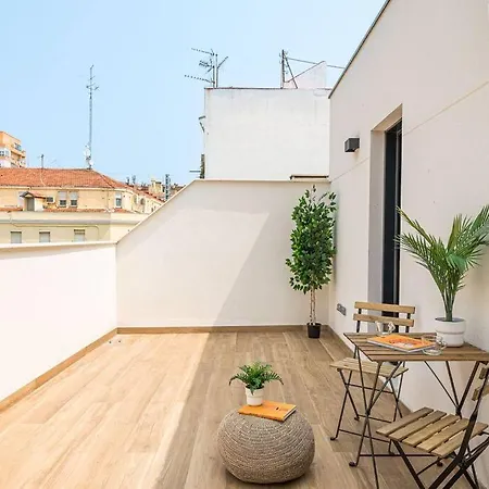 Cozy Penthouse With Swimming Pool And Parking-a-castell