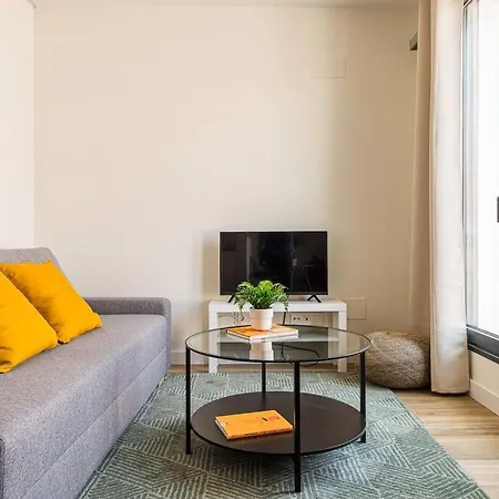 Cozy Penthouse With Swimming Pool And Parking-a-castell Apartment *