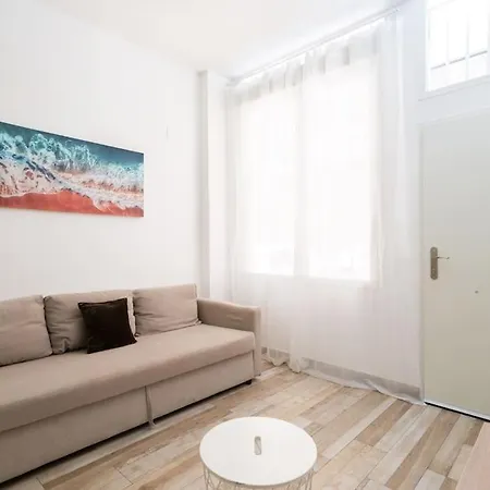 Flat At Street Level - Rio Tri-pedrero Apartment *