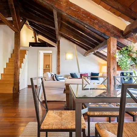 Apartment Calm And Bright Apartment, Center La Latina D.alb *