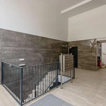 Cozy Penthouse With Swimming Pool And Parking-a-castell Apartment *