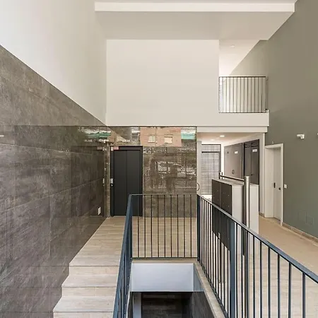 Cozy Penthouse With Swimming Pool And Parking-a-castell *