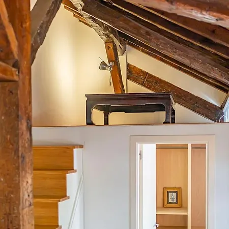 Calm And Bright Apartment, Center La Latina D.alb *