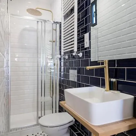 Luxurious Flat In Cuatro Caminos-madrid-b-mur-104 * Madrid