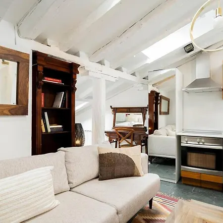 Beautiful Attic-malasana-gran Via-fuen42 Apartment