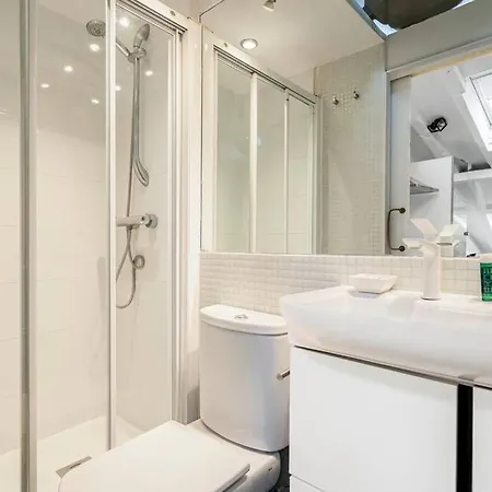 Beautiful Attic-malasana-gran Via-fuen42 * Madrid