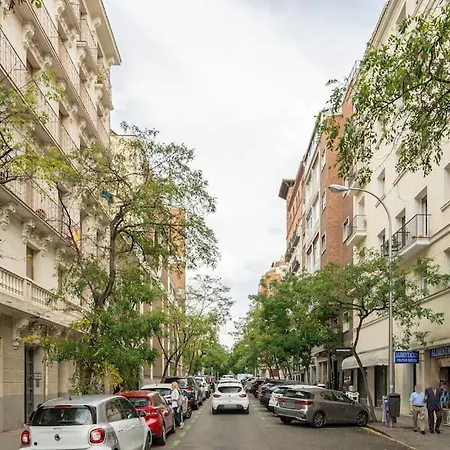 Flat In The Salamanca District-g-ora