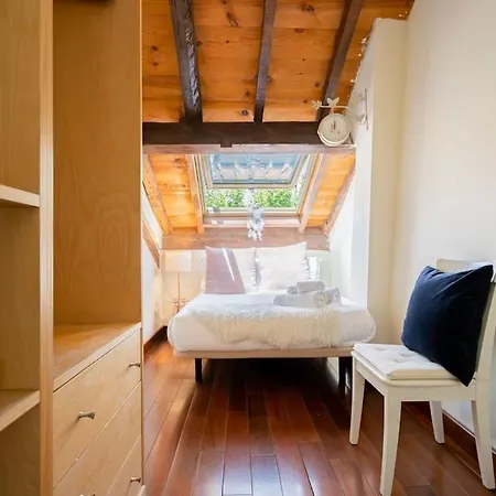 Calm And Bright Apartment, Center La Latina D.alb *