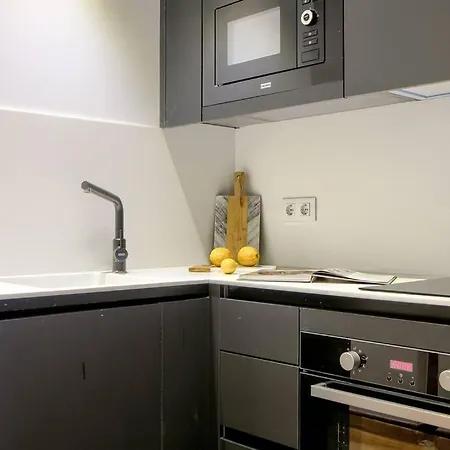 Apartamento In The Center Of Madrid-comenda-1-i
