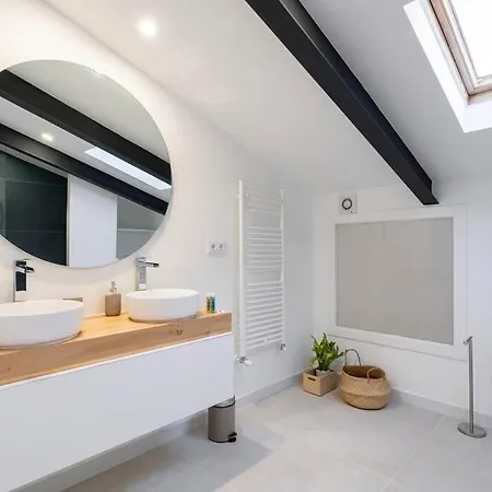 Luxurious Flat In Cuatro Caminos-madrid-b-mur-104 * Madrid
