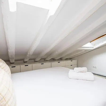 Beautiful Attic-malasana-gran Via-fuen42 * Madrid