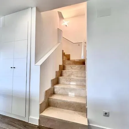 Acogedora Casa En Con Piscina Privada, Jacuzzy Y Garaje * Madrid