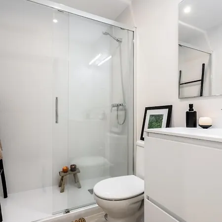 Azande- Two Bedroom In Almagro Apartment