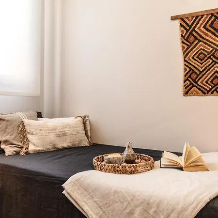 Hema- 2 Bedroom In Trafalgar Apartment