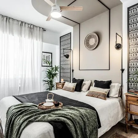 Azande- Two Bedroom In Almagro Apartment Madrid