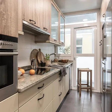 Apartment Derj - 2 Bedroom In Almagro Madrid