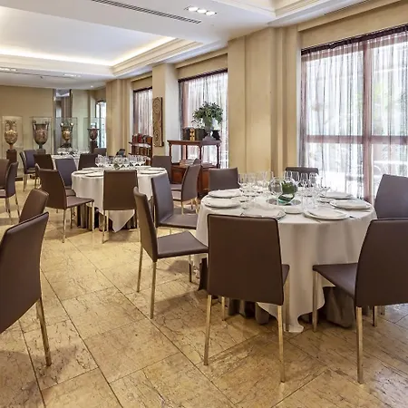 Real Hotell 5*