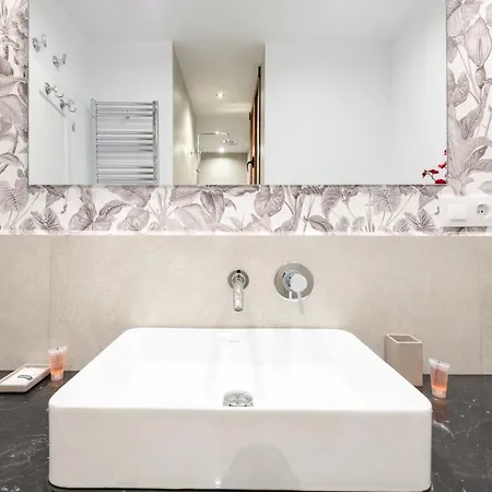 Apartment Mintystay - Cadiz 10 *