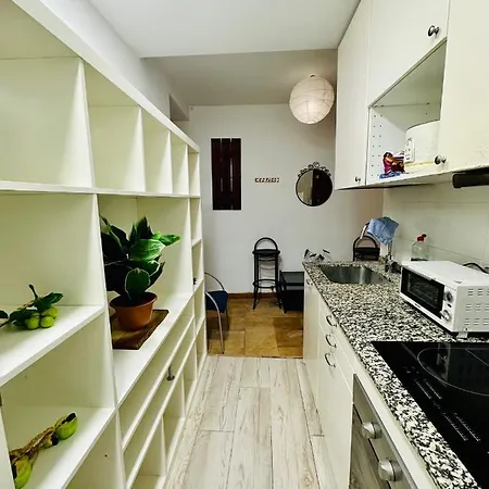 Apartment Punta Me Near The Gran Via Madrid
